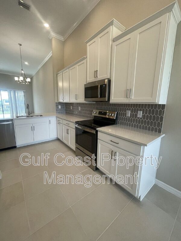 23921 Collina Way unit 203 property image