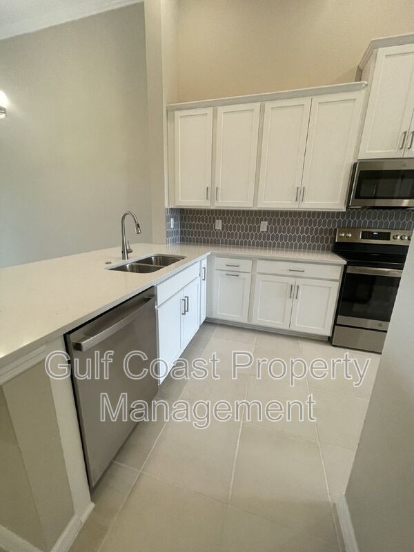 23921 Collina Way unit 203 property image