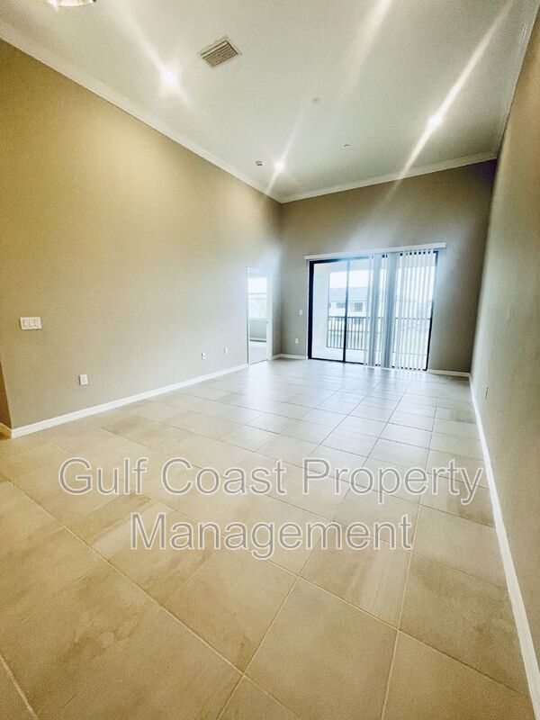 23921 Collina Way unit 203 property image