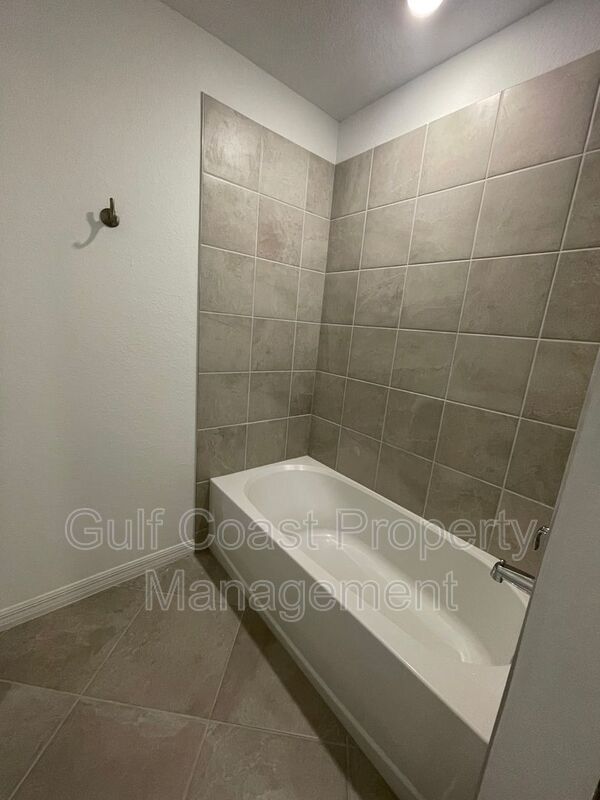 14191 Heritage Landing Unit 1235 property image