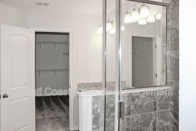 Annual Three Bedroom, Two Bath with a Two Car Garage, Town Home Located in Harmony Lakewood Ranch property image