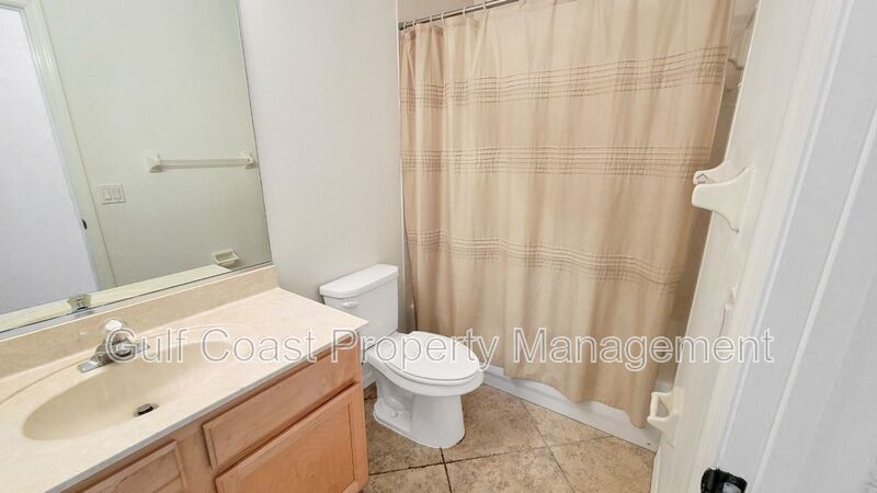 Annual Rental: Elegant 3-Bedroom, 2.5-Bath Home in the Gated Lakewood Ranch Country Club property image