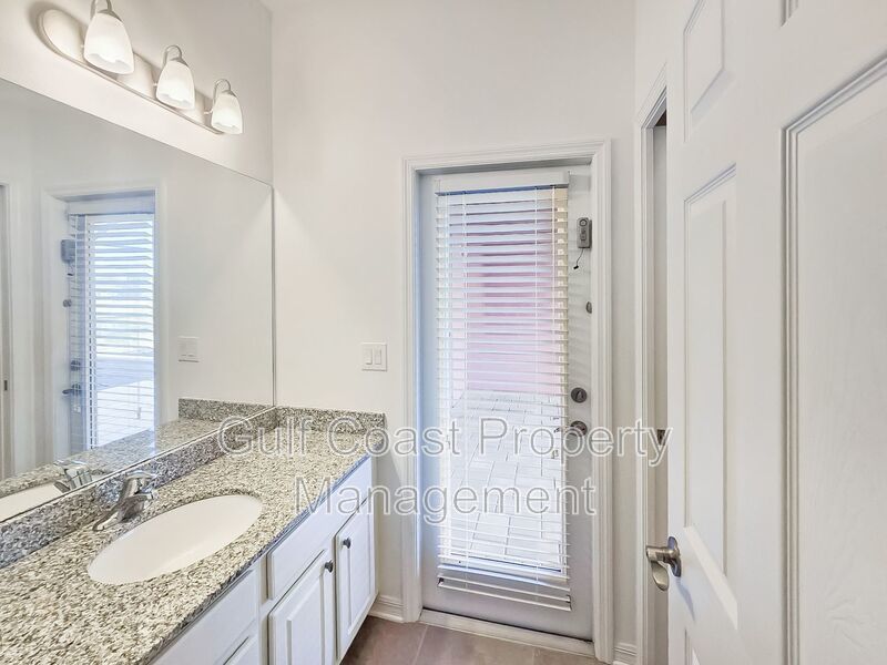 Annual Four Bedroom, Three bath, Pool Home Located in the Gated Community of Copperstone property image