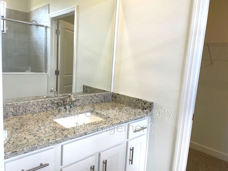 New Construction 2 Bedroom PLUS a Home Office Available in Lorraine Lakes property image